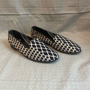 By Paige Navy Blue & White Diamond Needlepoint Loafers 10.5